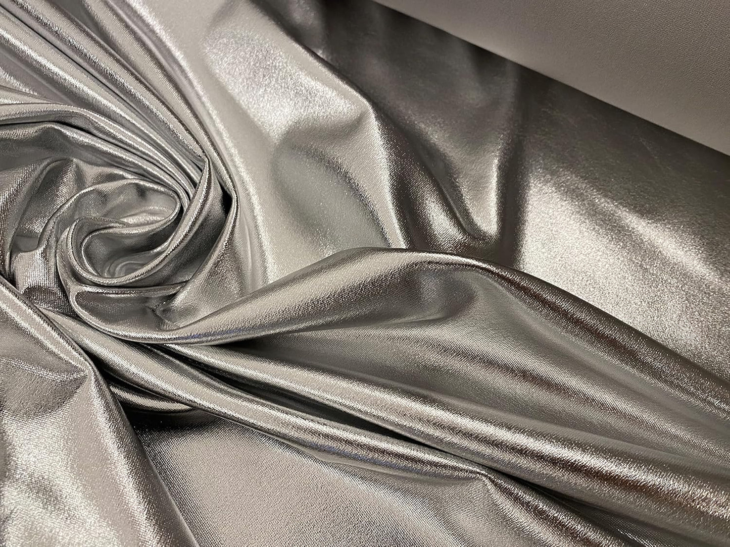 Hochwertiger Metallic-Stretchstoff – Glitzer-Lamé für Kostüme & Dekoration VE: 0,5m